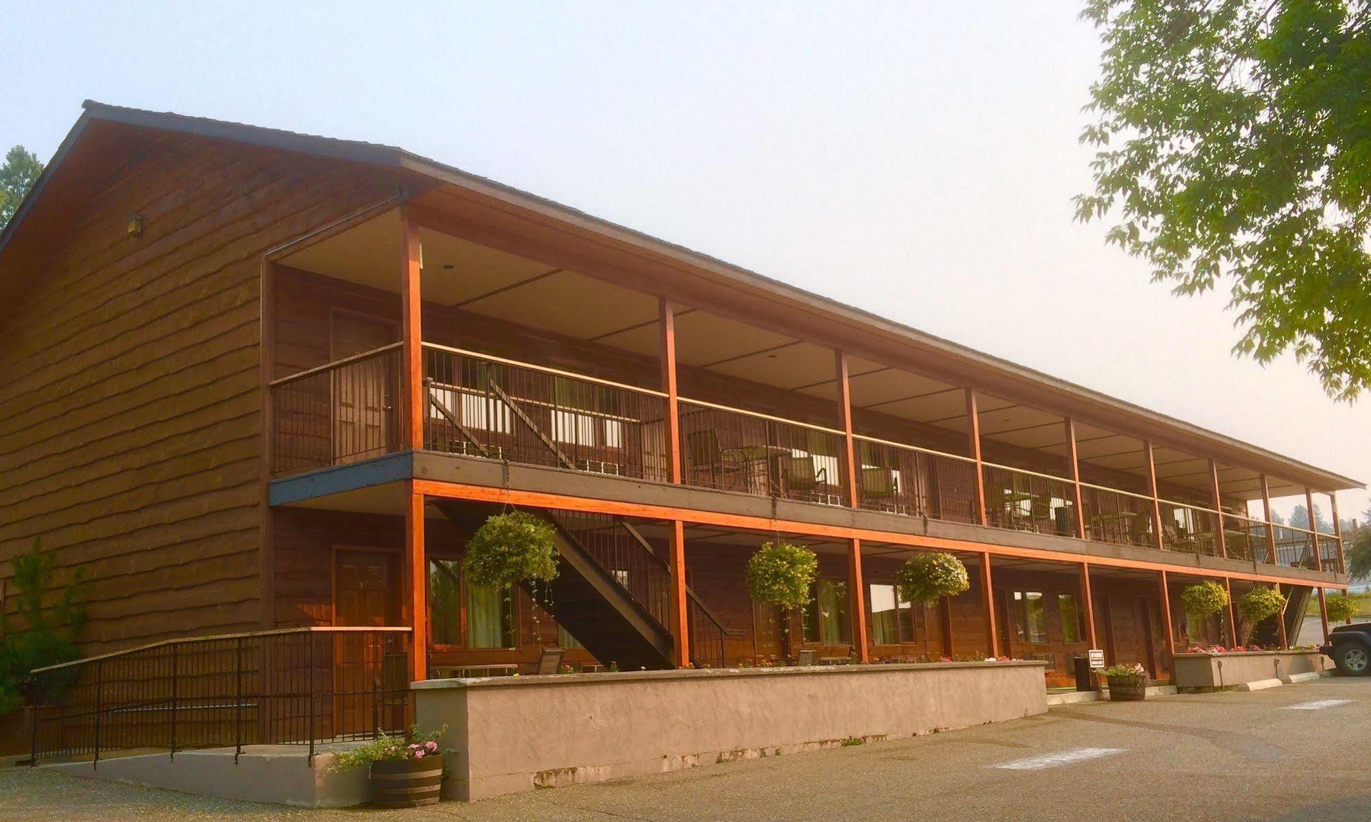 Cariboo Lodge Clinton Exterior foto